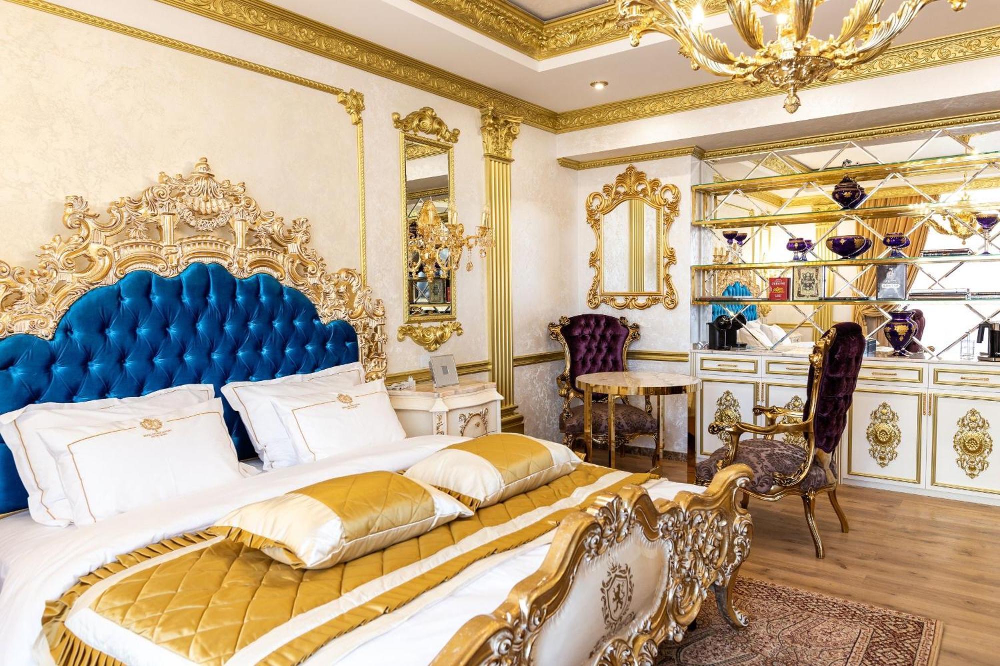 Royal Palace Luxury Hotel And Spa Khmelʼnytsʼkyy Pokoj fotografie