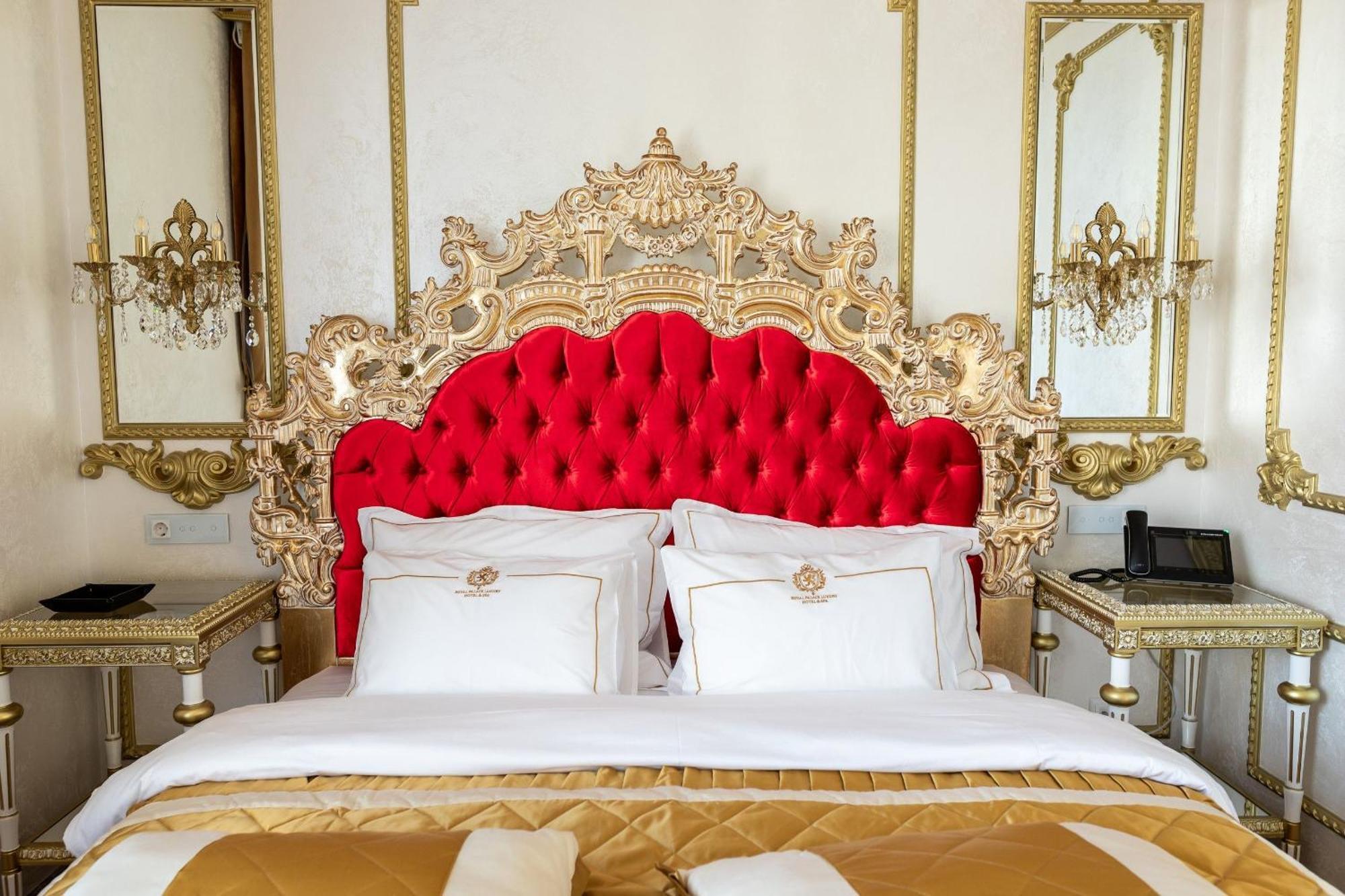 Royal Palace Luxury Hotel And Spa Khmelʼnytsʼkyy Pokoj fotografie