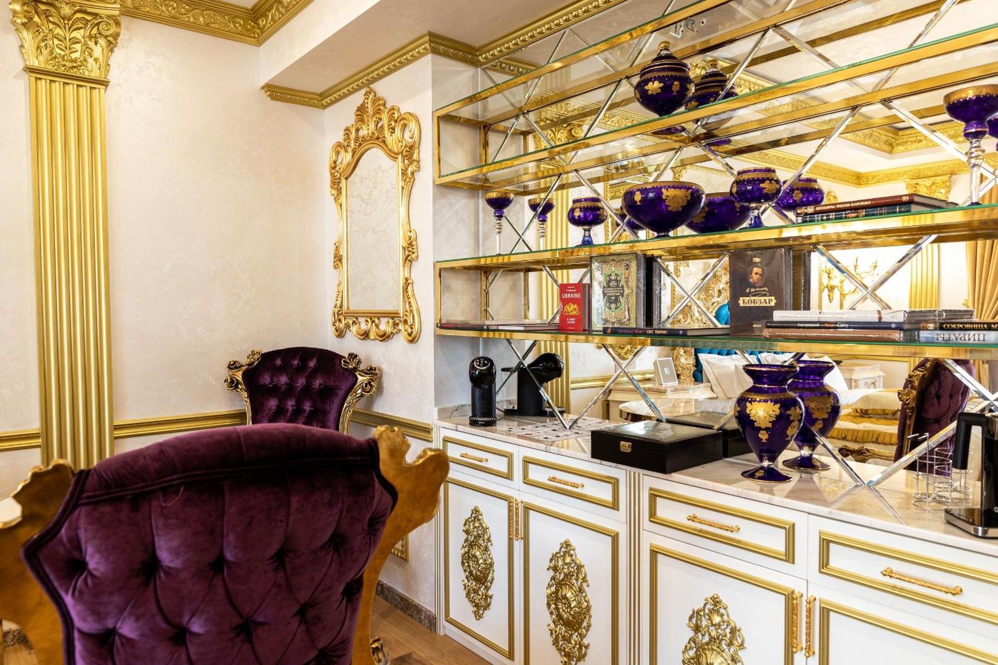 Royal Palace Luxury Hotel And Spa Khmelʼnytsʼkyy Pokoj fotografie