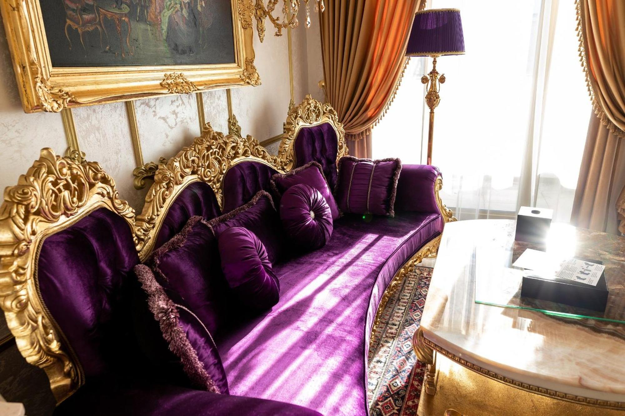 Royal Palace Luxury Hotel And Spa Khmelʼnytsʼkyy Pokoj fotografie