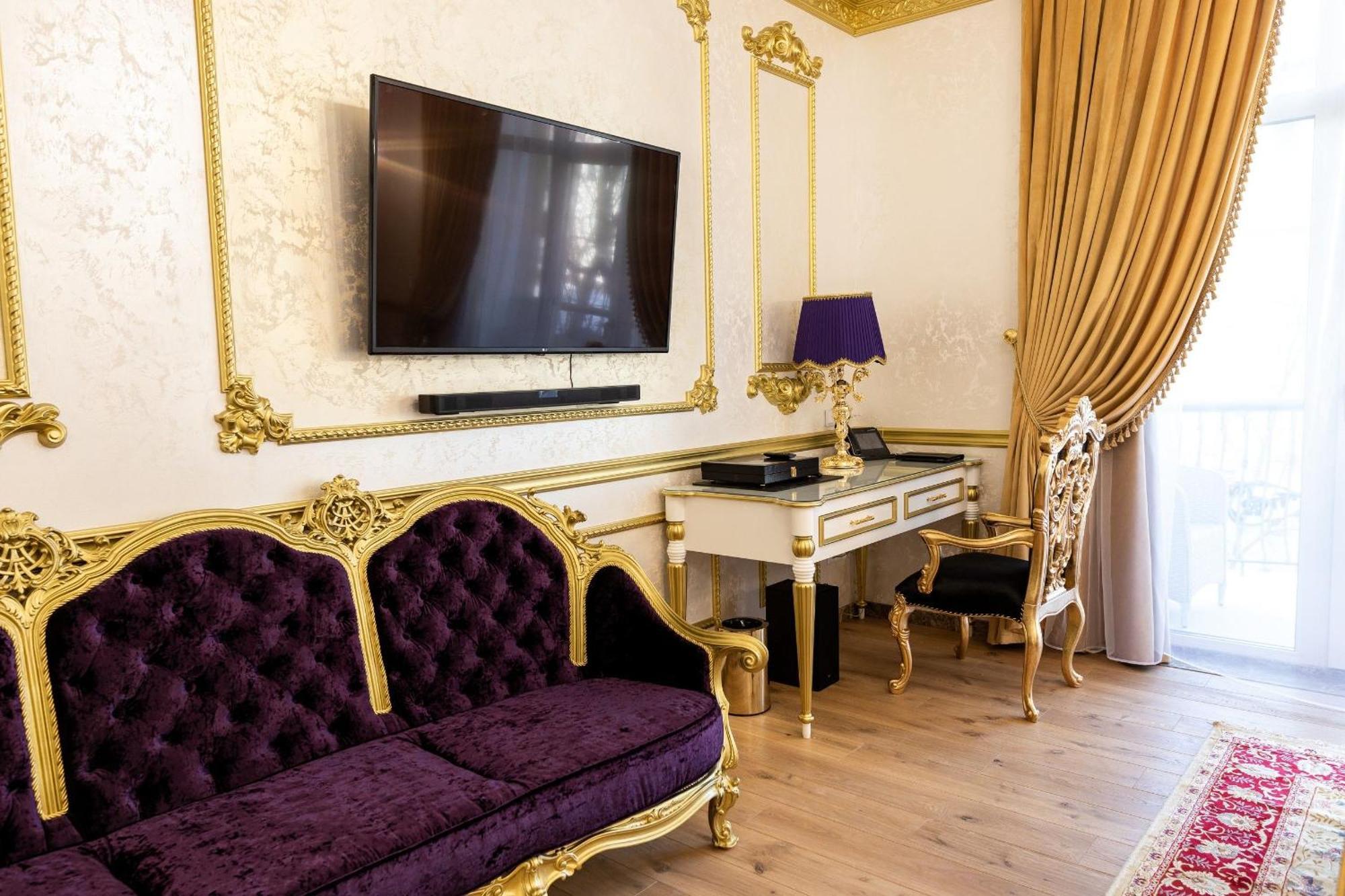 Royal Palace Luxury Hotel And Spa Khmelʼnytsʼkyy Pokoj fotografie