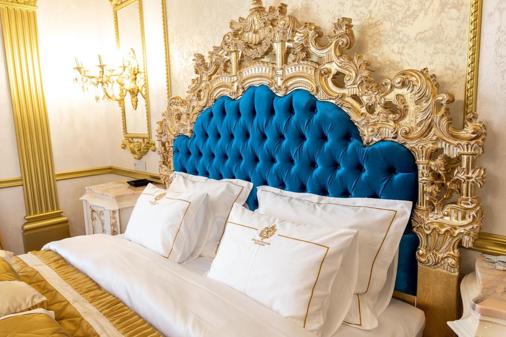 Royal Palace Luxury Hotel And Spa Khmelʼnytsʼkyy Pokoj fotografie