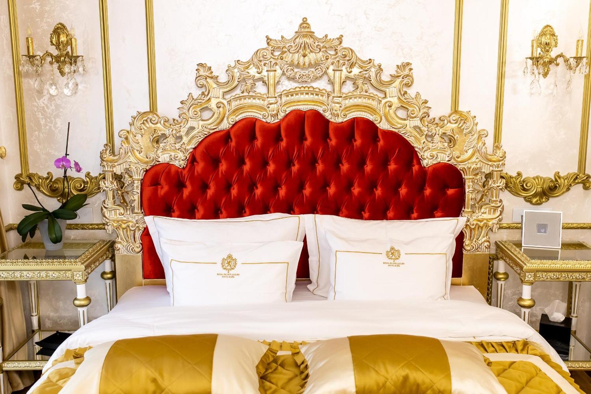 Royal Palace Luxury Hotel And Spa Khmelʼnytsʼkyy Pokoj fotografie