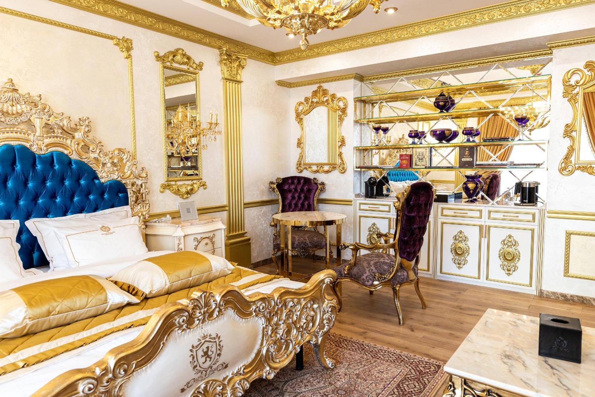 Royal Palace Luxury Hotel And Spa Khmelʼnytsʼkyy Pokoj fotografie