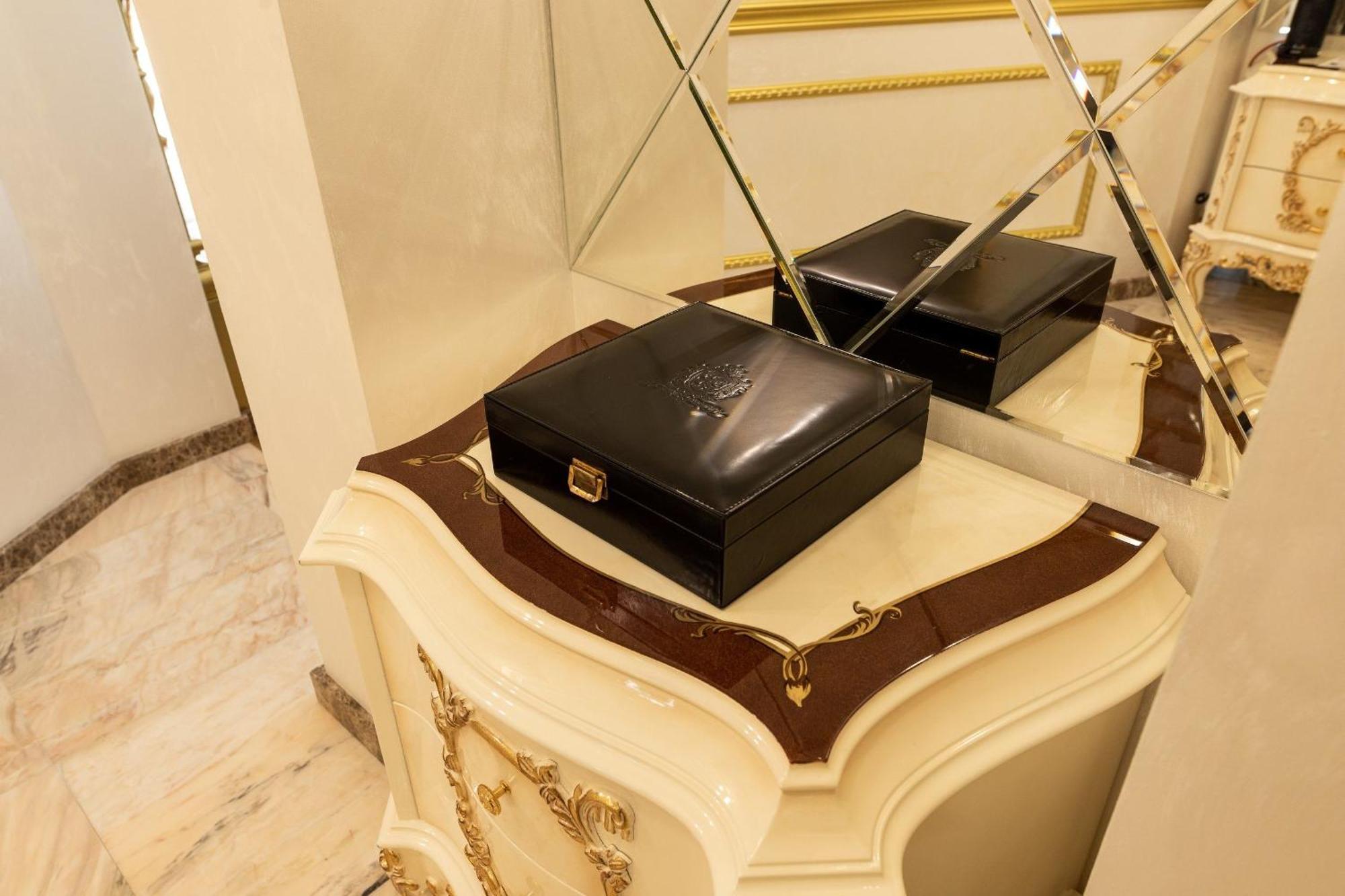 Royal Palace Luxury Hotel And Spa Khmelʼnytsʼkyy Pokoj fotografie